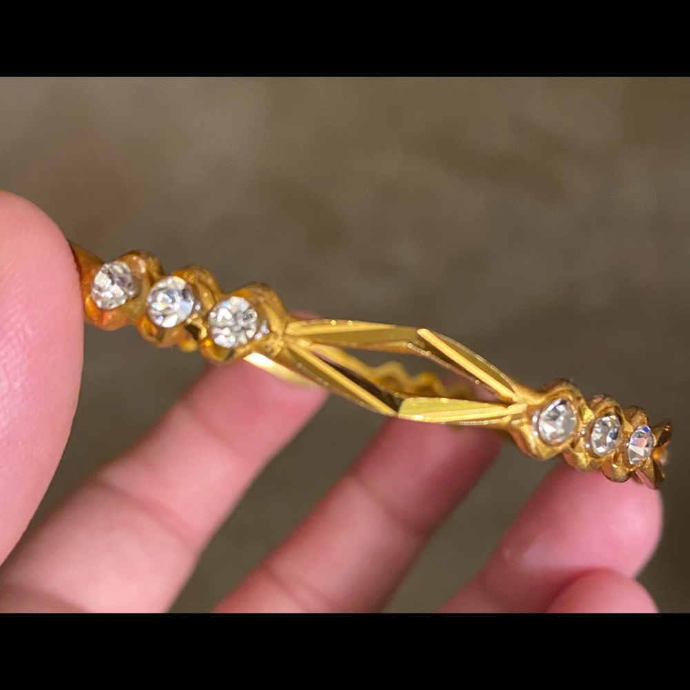 Gold bangles/bracelets - Picture 3 of 3